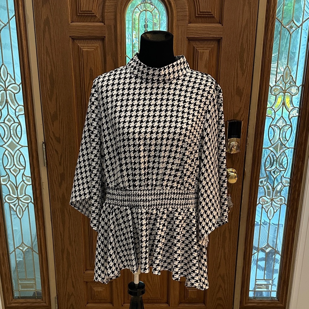 032 SHEIN Curve Houndstooth Top